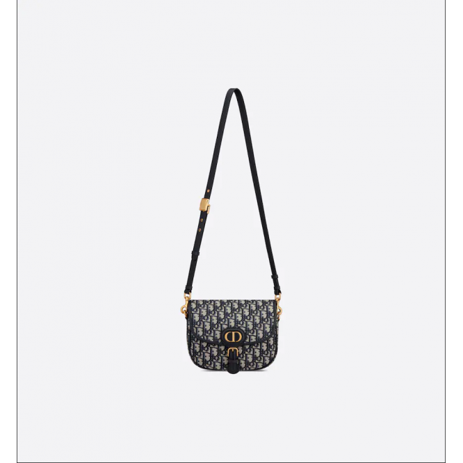 【DIOR】今季のトレンド！★矢野未希子さん愛用★日本人気上昇中↑↑↑超難入手！早い者勝ち！DIOR BOBBY ミディアムバッグ